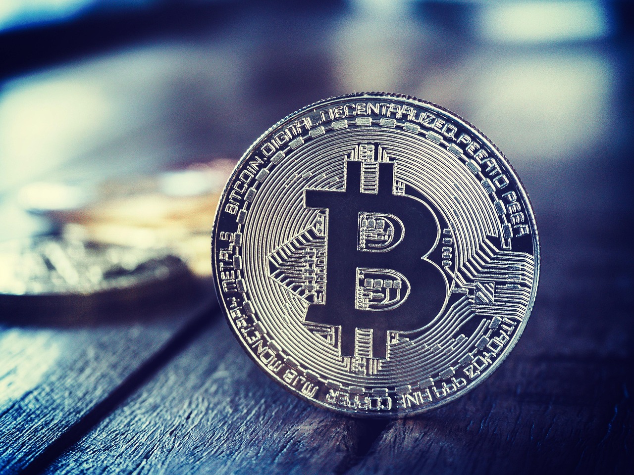 普京宣布俄乌战争复活节停火30小时！比特币涨破8.5万美元